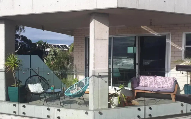 Sandon Point Coastal Abode