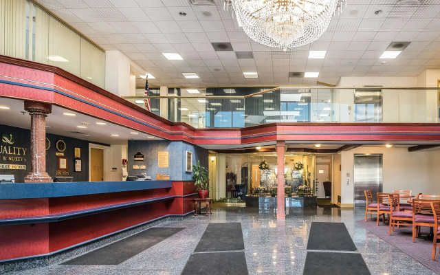 Quality Inn & Suites Albany Airport