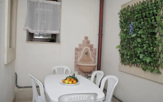 Maestranza Holiday