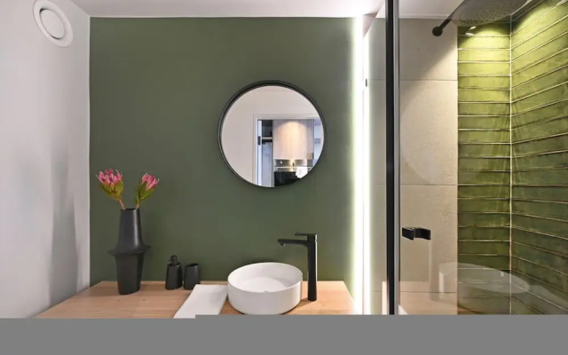 Modern Apt Co-working East City