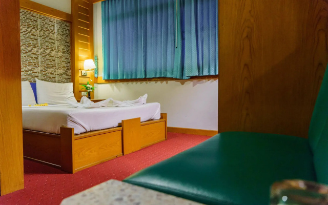 Siri Hotel