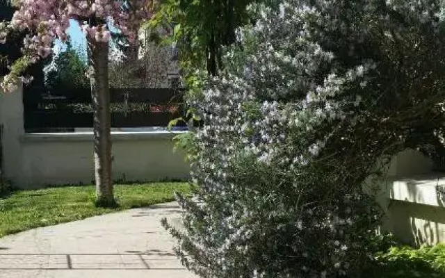 Chambre Avec Jardin Pierre Curie
