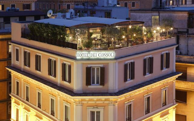 Отель Dei Consoli Hotel Италия, Рим - 3 отзыва об отеле, цены и фото номеров - забронировать отель Dei Consoli Hotel онлайн вид на фасад
