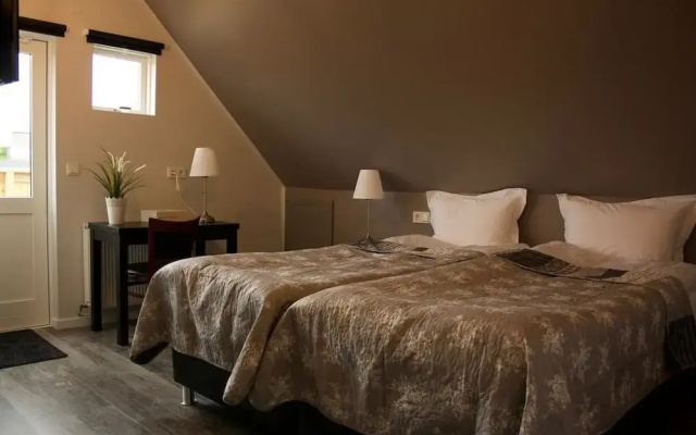 Akkeri Guesthouse