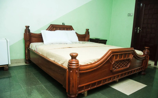 Abanet Hotel
