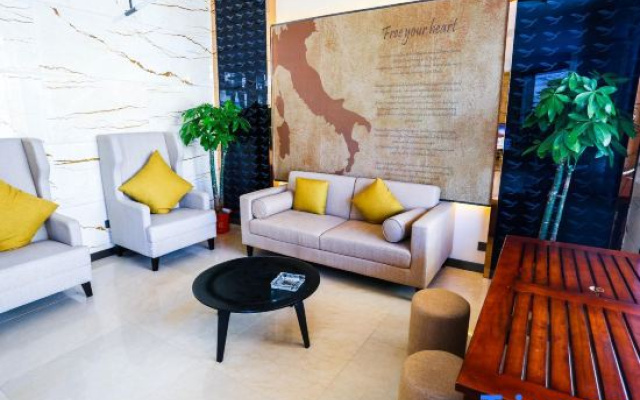 Yeste Hotel (Yingshan Hot Spring)