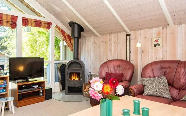 6 Person Holiday Home in Ansager