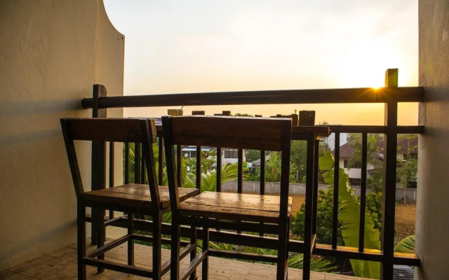 Phaya Inn
