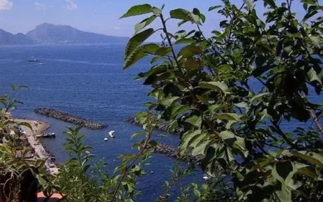 Sorrento Holidays V425