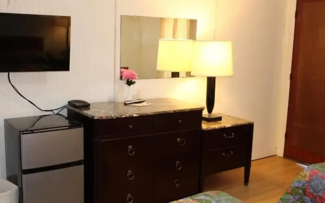 Royal Coach Motor Lodge