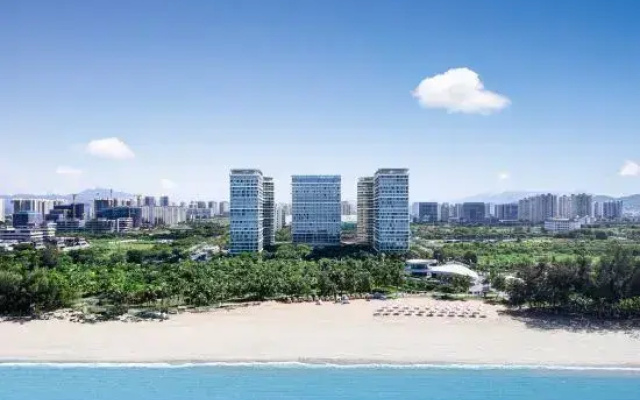 Slow Seaview Hotel (Nanshan Temple Yazhou Bay)