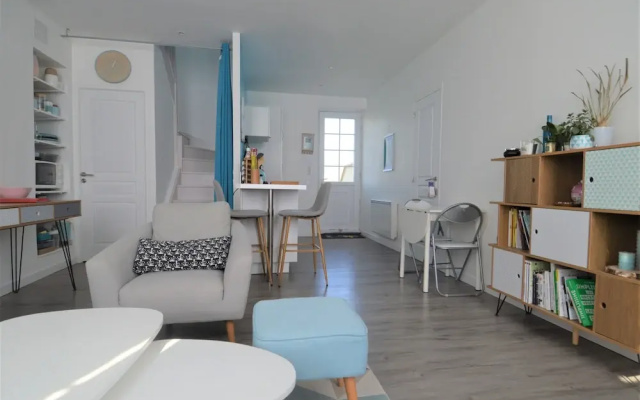 Appartement Moderne Avec Terrasse à 500m de la mer