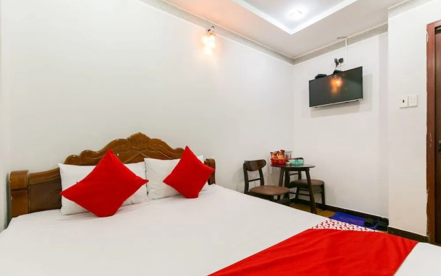 OYO 506 Phuong Hoang Hotel