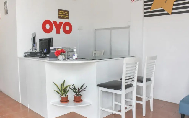 Oyo 90035 Star Hotel