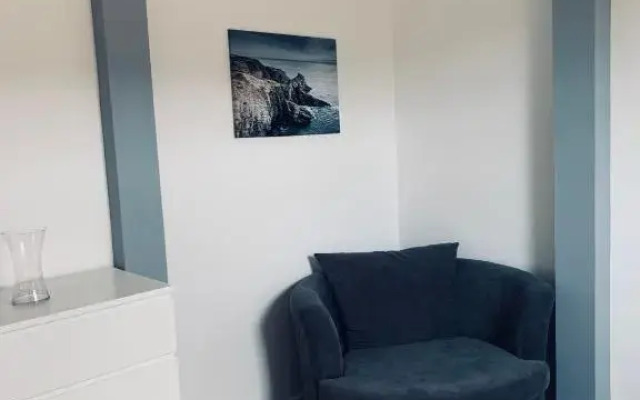 Cliffview Apartment