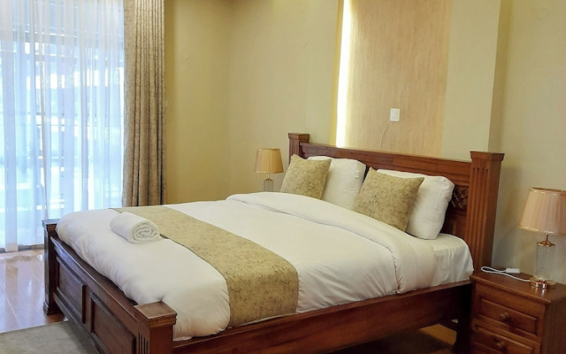 Luxurious 4-bedroom Apartment With Pool Access in Lavington