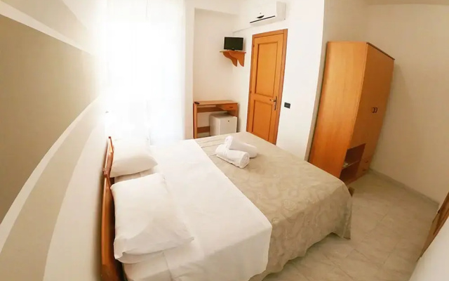 Salent Hotel
