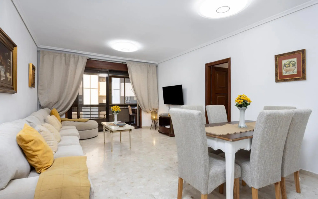 Home2Book Stylish & Roomy Santa Cruz City Center