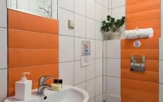 Fusion Hostel and Hotel