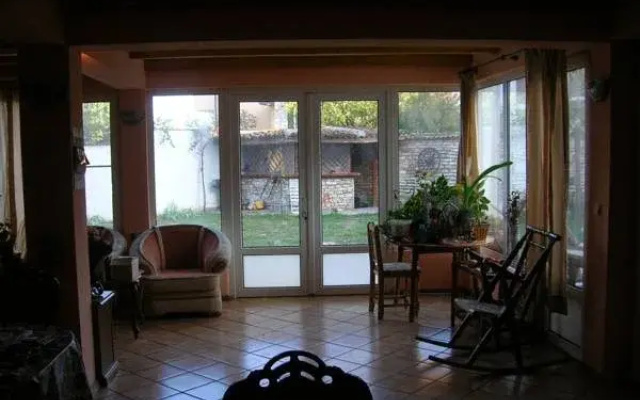 Hotel "Dvete Mecheta"