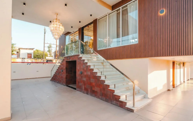 Travinities Hotel Shree Ji Palace