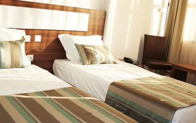 Megapole Hotel