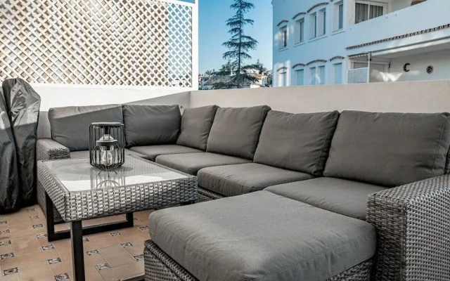 Rg312 - Great 2 Bed Apt, Close to Puerto Banus
