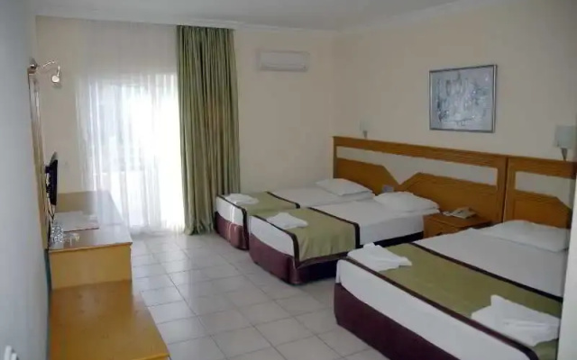 Dragos Beach Hotel