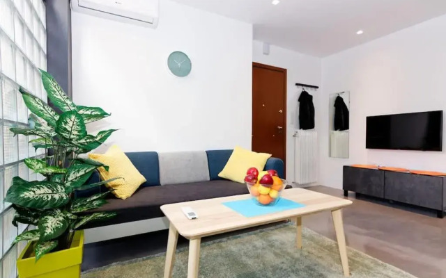 2 bedroom design apartment in Athens center
