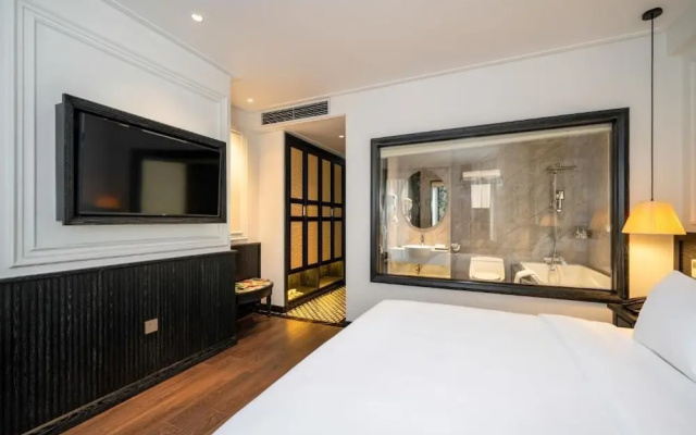 Luxe Paradise Suites Hotel & Spa