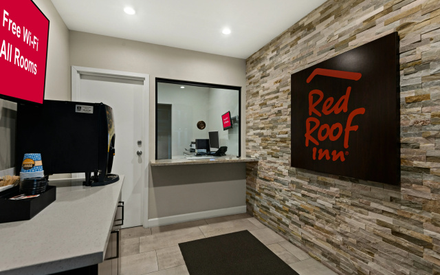 Red Roof Inn Carson - Wilmington