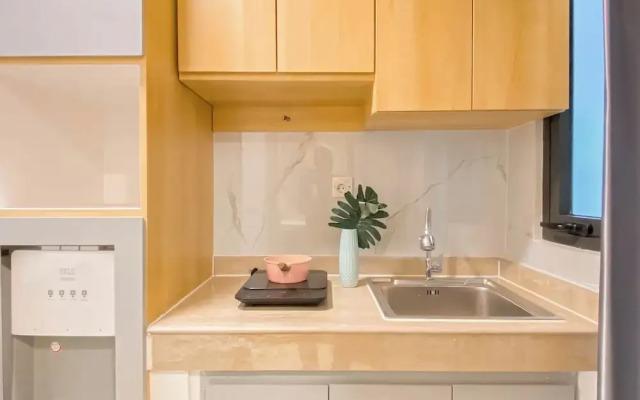 Spacious Warm 2Br At Apartment Meikarta