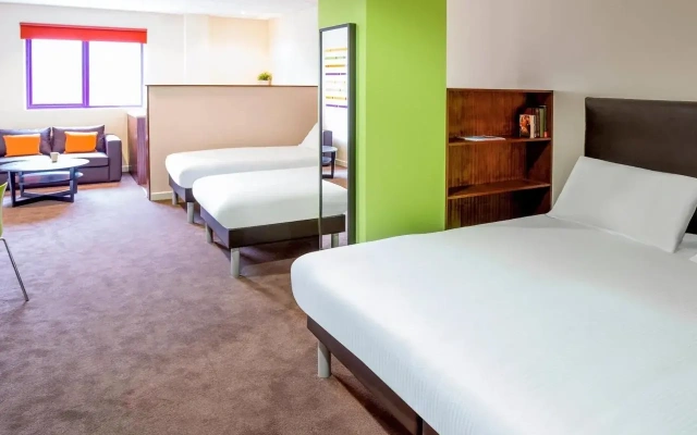 ibis Styles London Excel