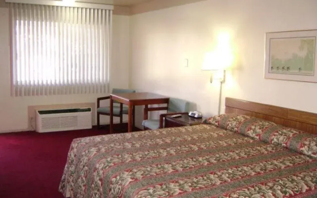 Tiffin Motel