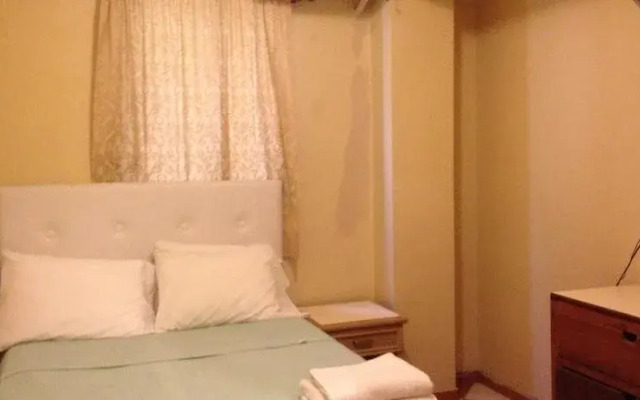 Hostal Plaza Yu