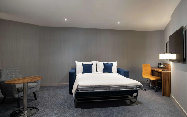 Hilton Garden Inn London Heathrow Terminal 2 and 3