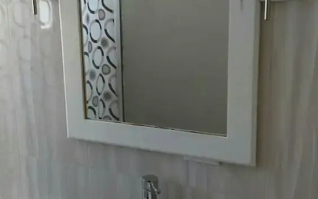 Modern vacational home close to Costco and Walmart