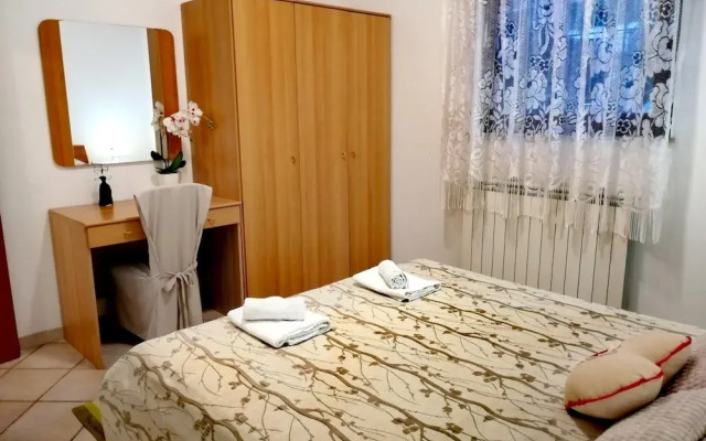 Guests House Lea