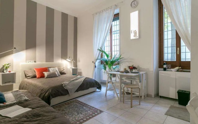 notaMi -  Next Stop - Central Station