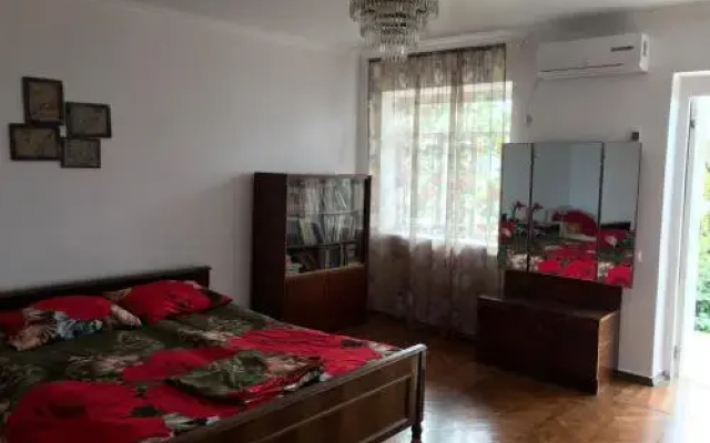 Guest house Geroev 16 marta