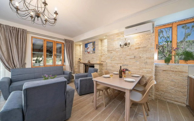 Ilias Apartments