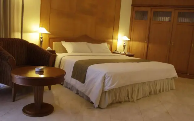 Makassar Golden Hotel