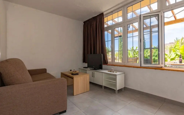 Casa de vacaciones con piscina compartida en Mogán I