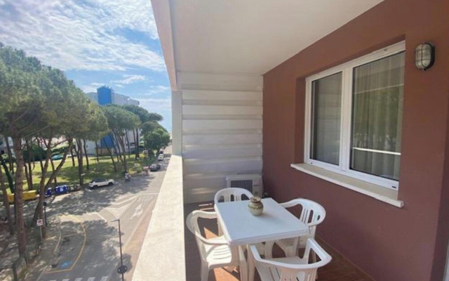Well-equipped Apartment on the Seafront of Lignano