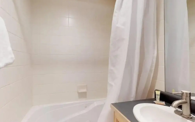 Tenderfoot Lodge 2 Bedroom in Keystone