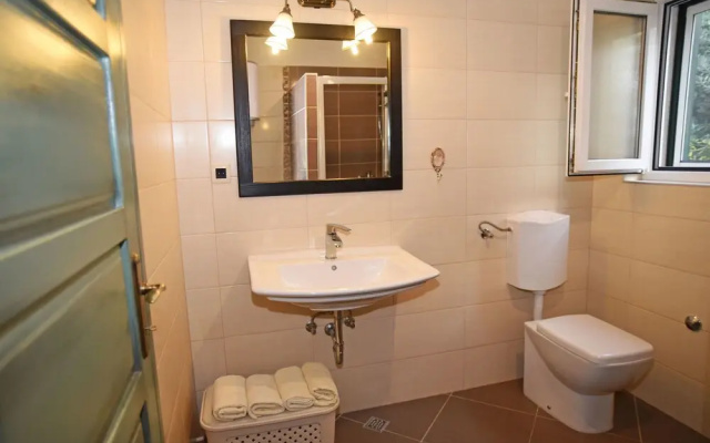 House Luca