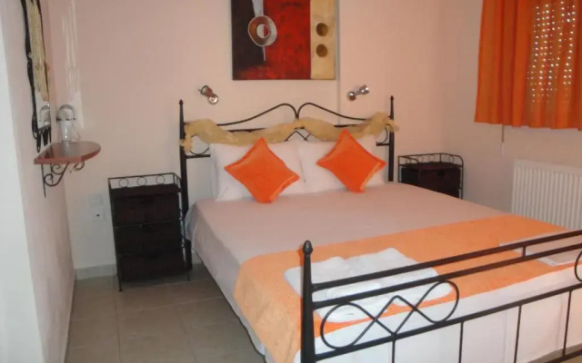 Nestor Apartments