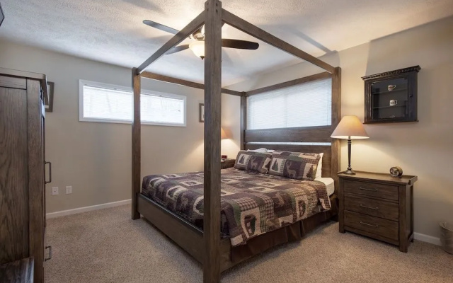 Kickback Kabin by Jackson Mountain Rentals