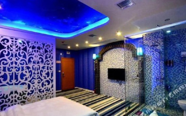 Lanli Fashion Hotel (Xinzhou District Government)