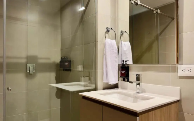 w Modern 2BR w Balcony in Santa Barbara